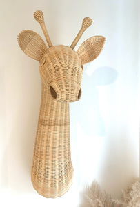 GIRAFFE WALL HANGING